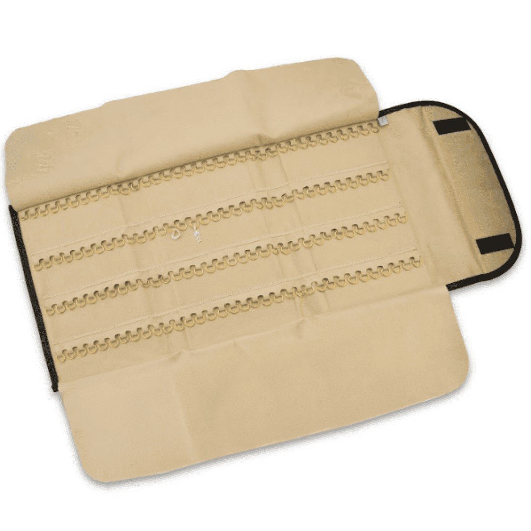 Pasta Mostruário Para Pingente- Média - Com 4 Espaços Dunny Preto - Suede Bege