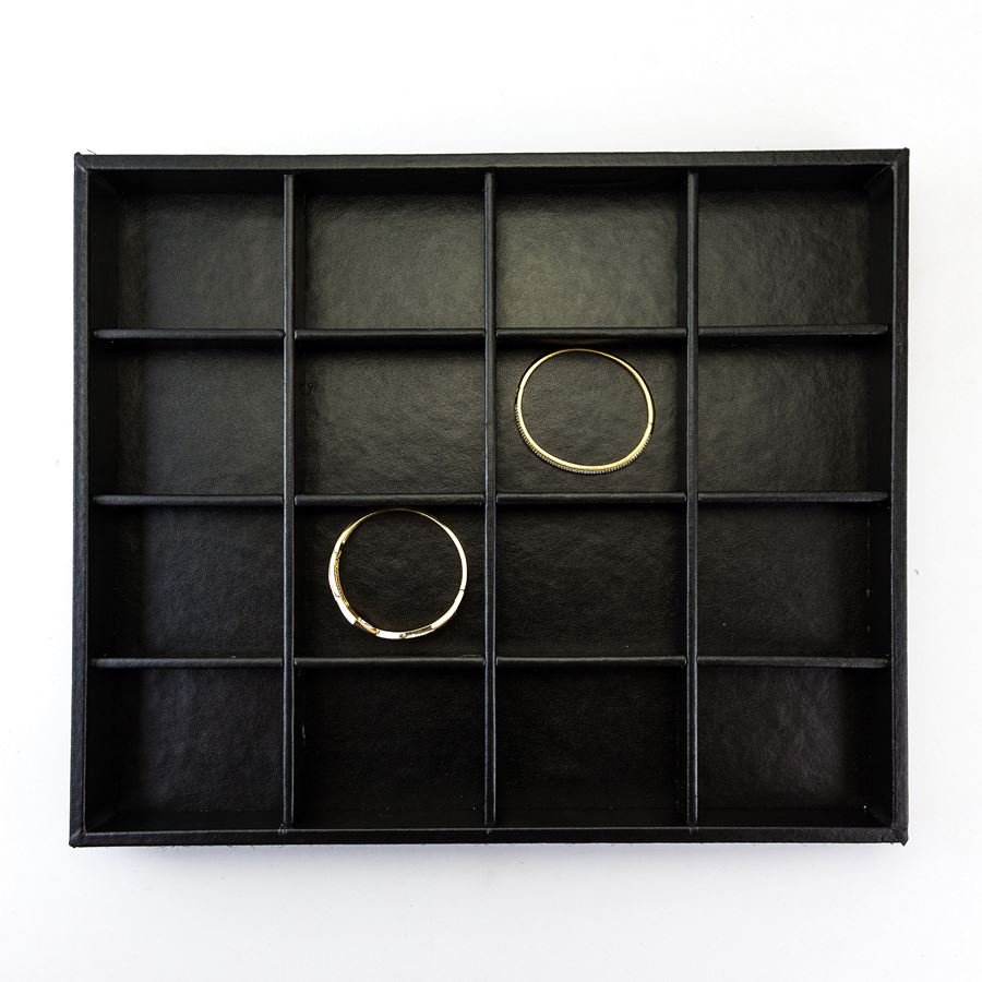 Bandeja Grande Expositora para Joias - 29,5x36,5x3,3 cm. Vinil Vinil Helene Preto