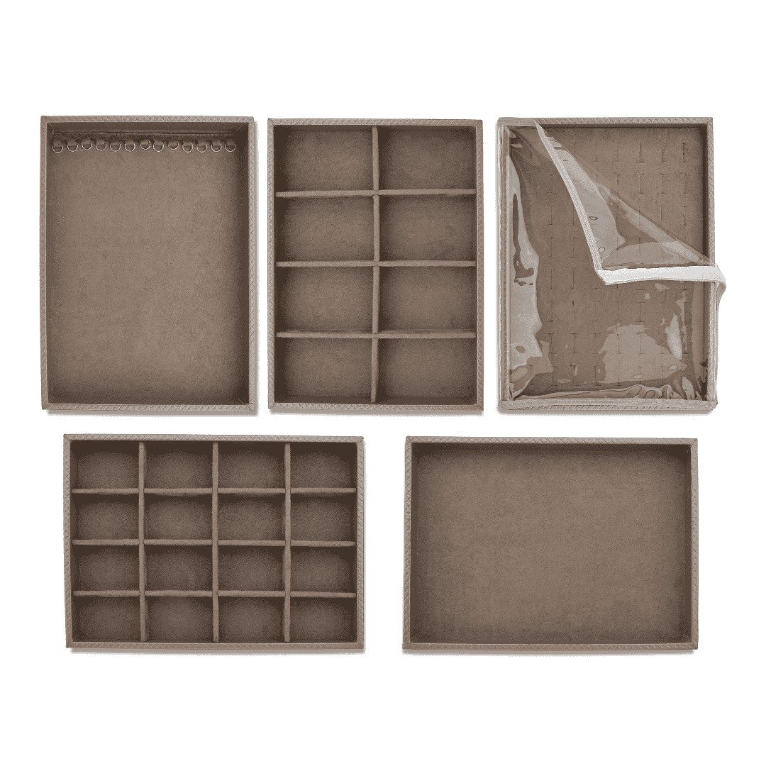 Kit Bandejas Expositoras + Bolsa para Joias - 21,5x29,5x3 cm Bolsa Rodes Capuccino - Bandeja Suede Marrom