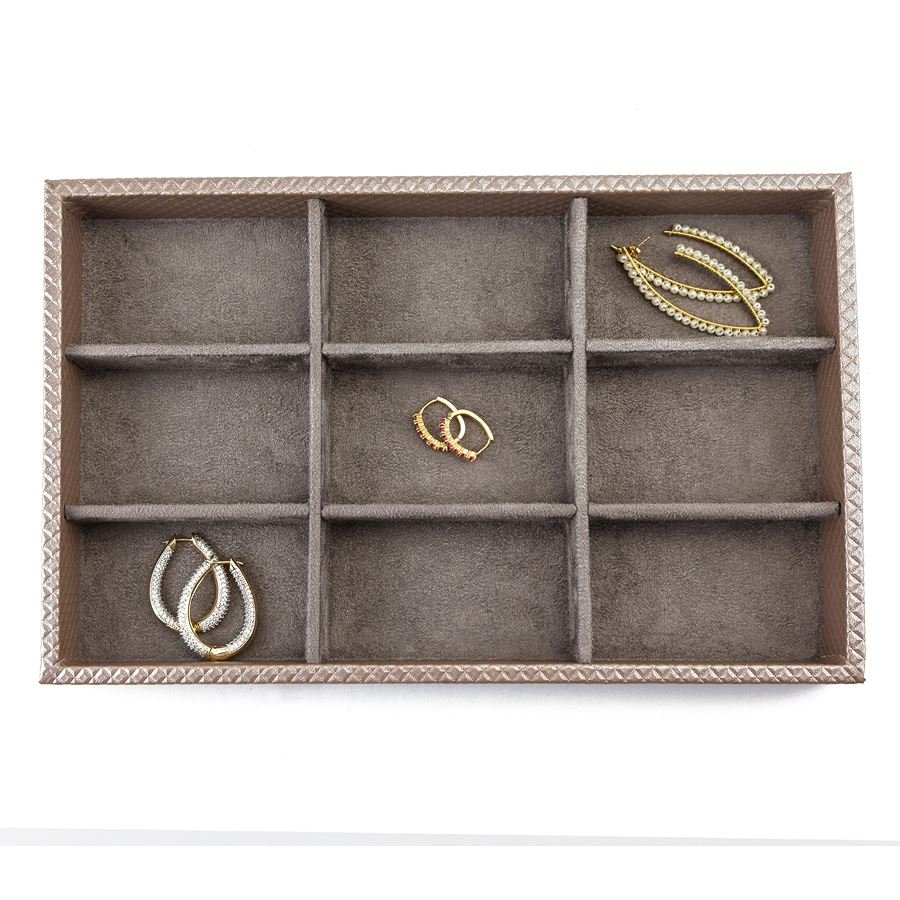 Bandeja Expositora para Joias - 18x28,5x3,3 cm. Rodes Capuccino Metalizado - Suede Marrom