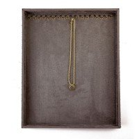 Bandeja Grande Expositora para Correntes - 29,5x36,5x2,3 cm. Suede Marrom