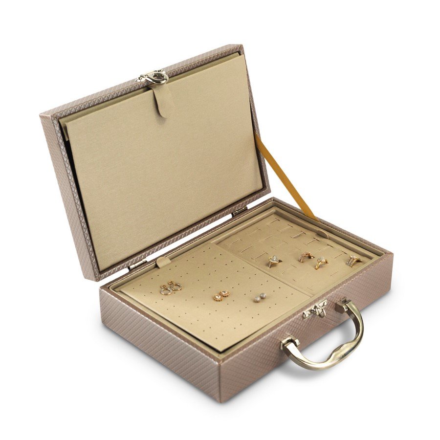 Maleta Expositora com Placa para Joias - 20x29x8,5 cm. Rodes Capuccino Metalizado - Dunny Champagne