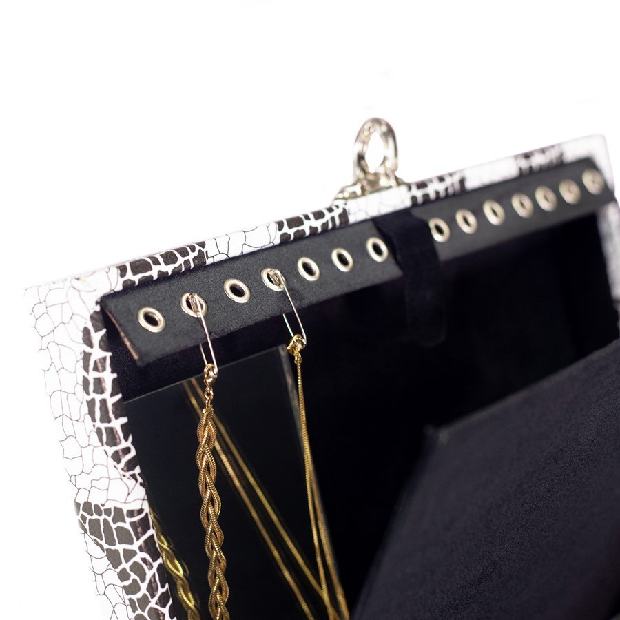 Maleta Média com Placa para Joias - 20x29x8,5 cm. Ipanema - Veludo Preto