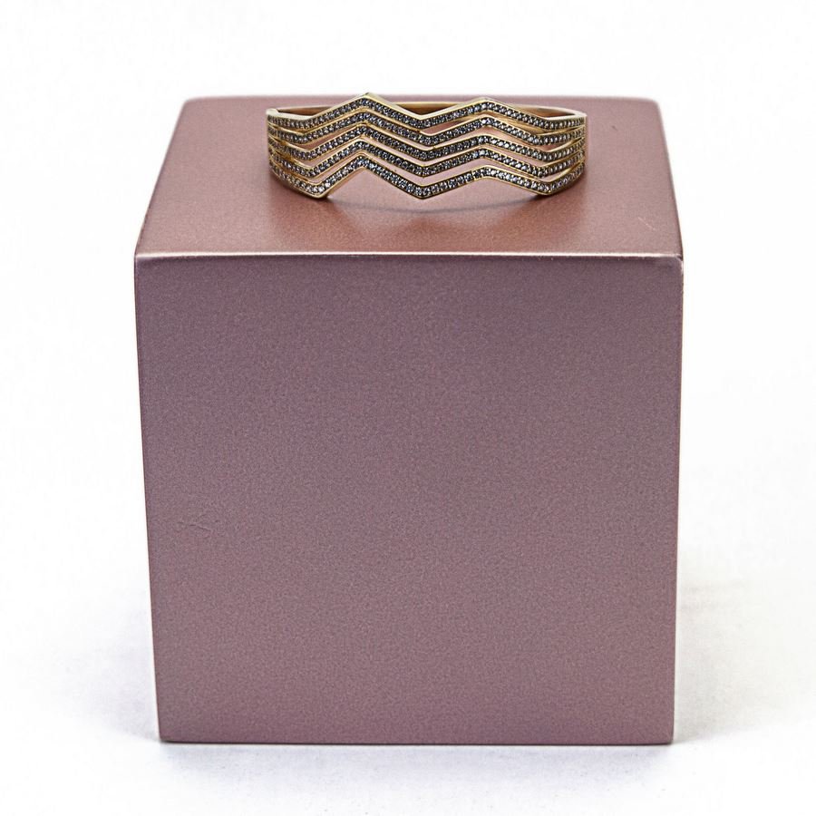 Base Expositora de Joias Amadeirada - 8x10x10 cm. Rosa Make