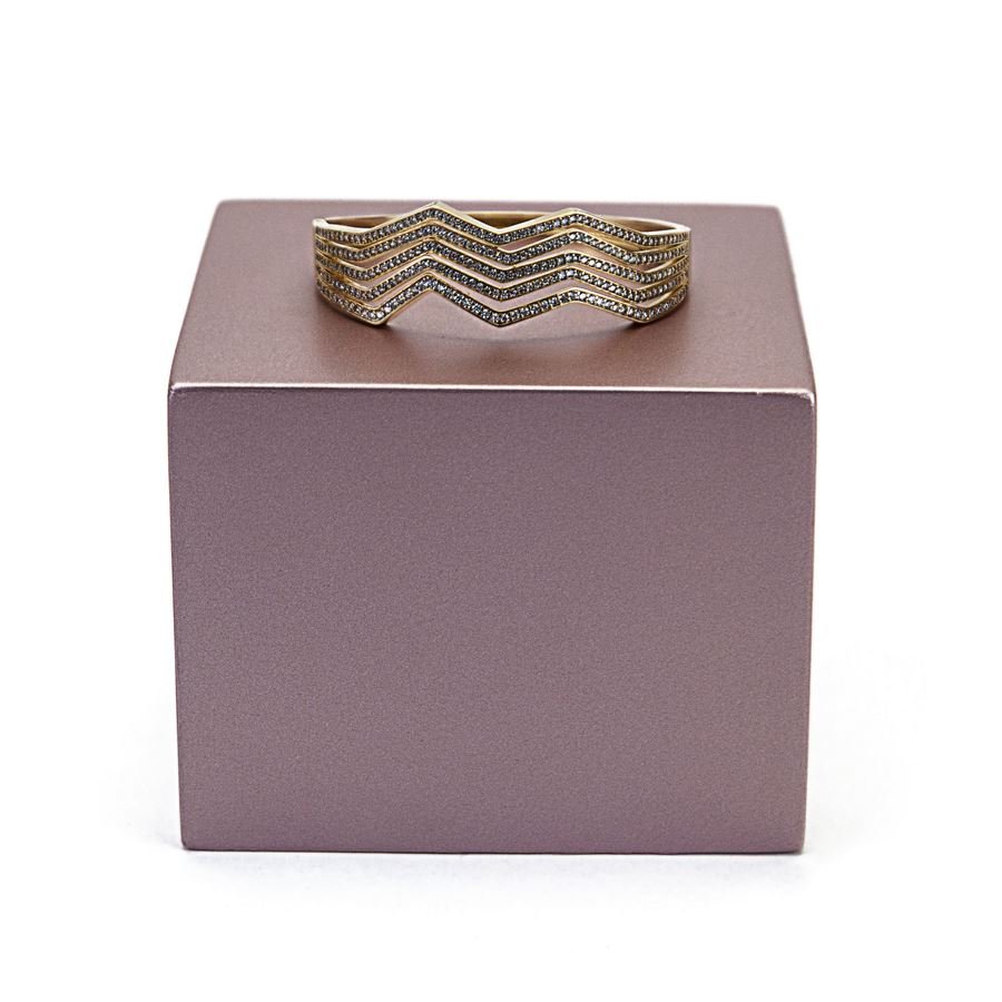 Base Cubo Amadeirada 10x10x10 Rosa Make