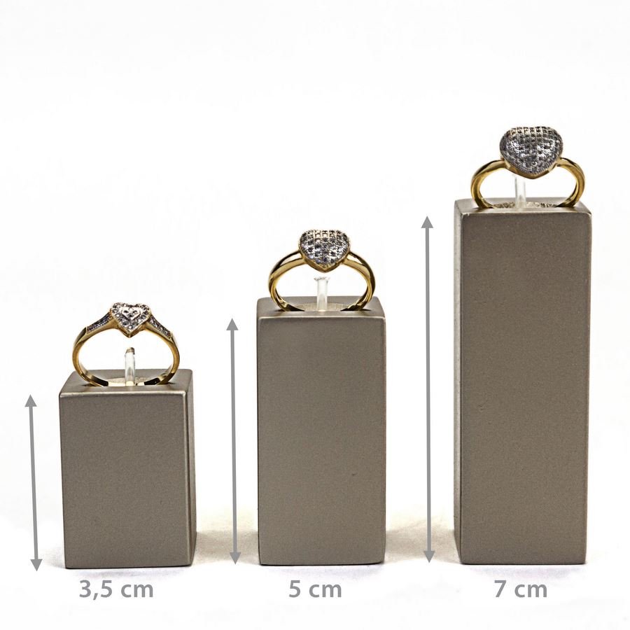 Trio de Expositores para Anéis - 2,5x2,5x7 cm. Champagne
