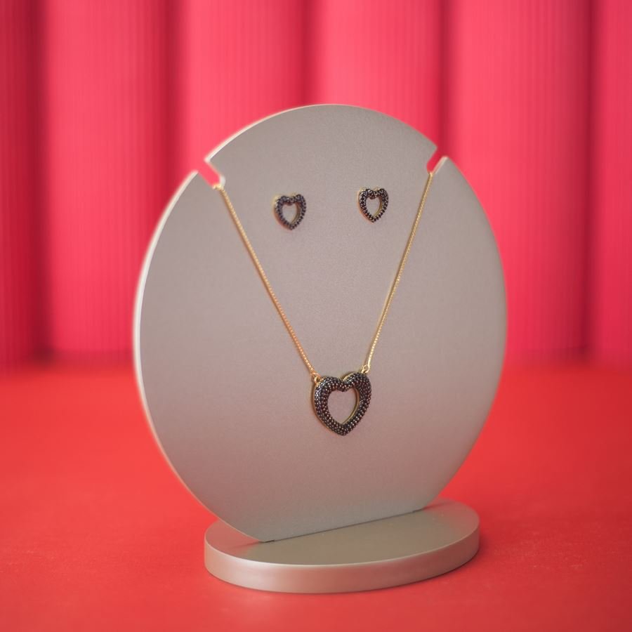 Busto Amadeirado Brinco e Gargantilha 'P' 15x8x14 Champagne